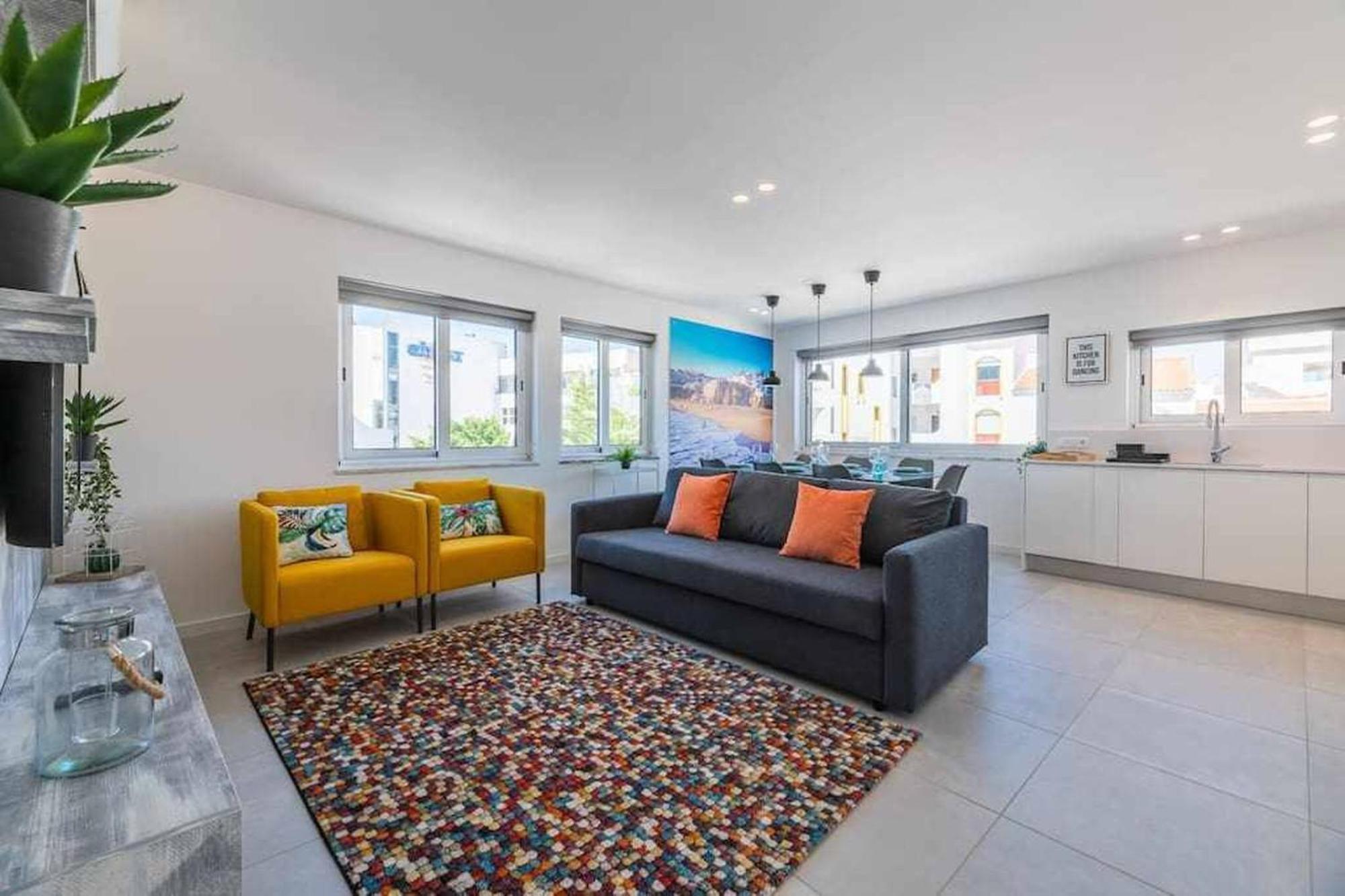 Central Town 2-Bedroom Apartment Albufeira Eksteriør bilde